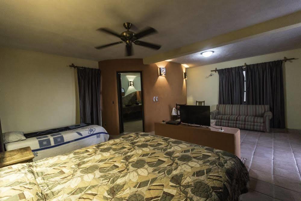 Hotel Villas Mar Y Arena Puerto San Carlos エクステリア 写真